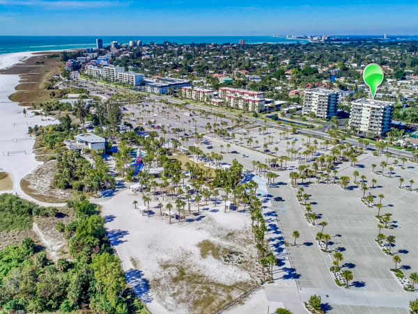 Siesta Key Vacation Rental Condo Walk To Beach Sleeps Six